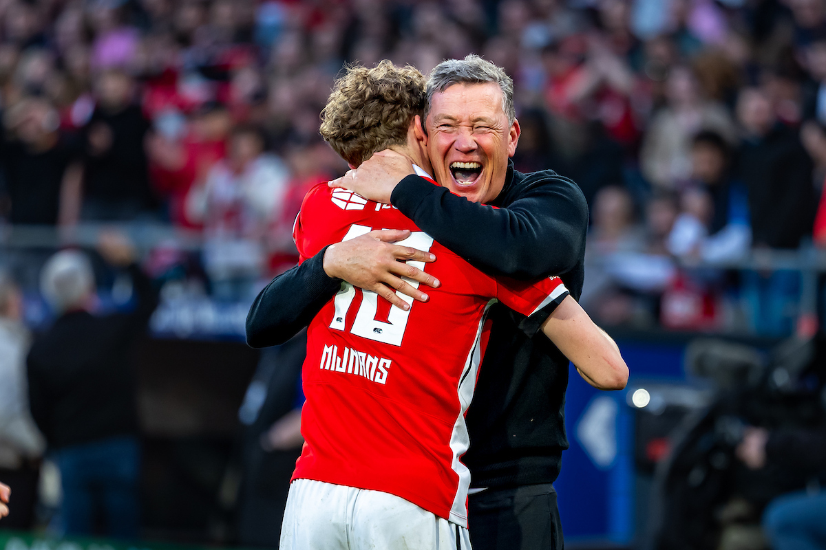 De gouden pik én ballen van Echteld