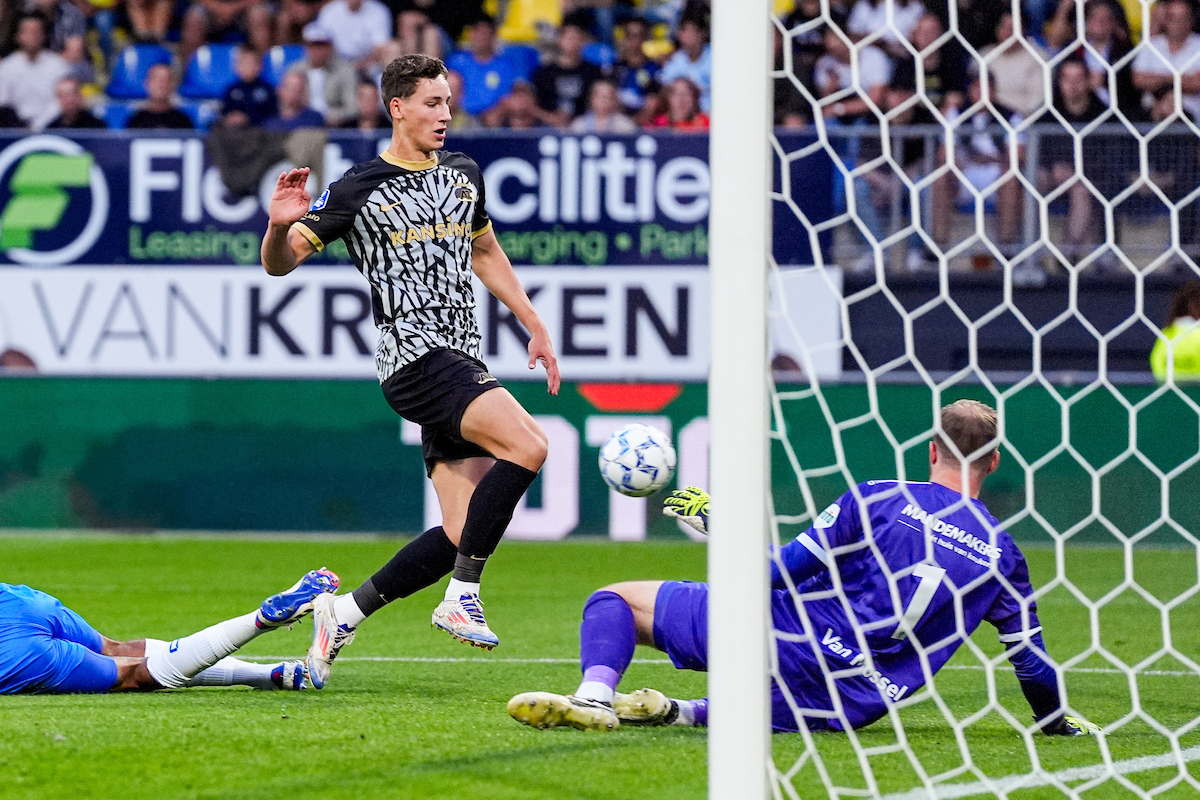 Voorbeschouwing: AZ wil zich tegen RKC herpakken in de Eredivisie