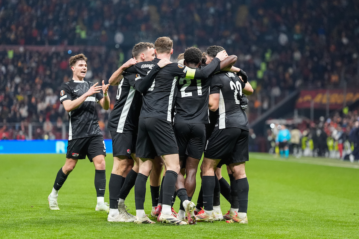 Beoordeel de spelers van AZ na het uitduel tegen Galatasaray