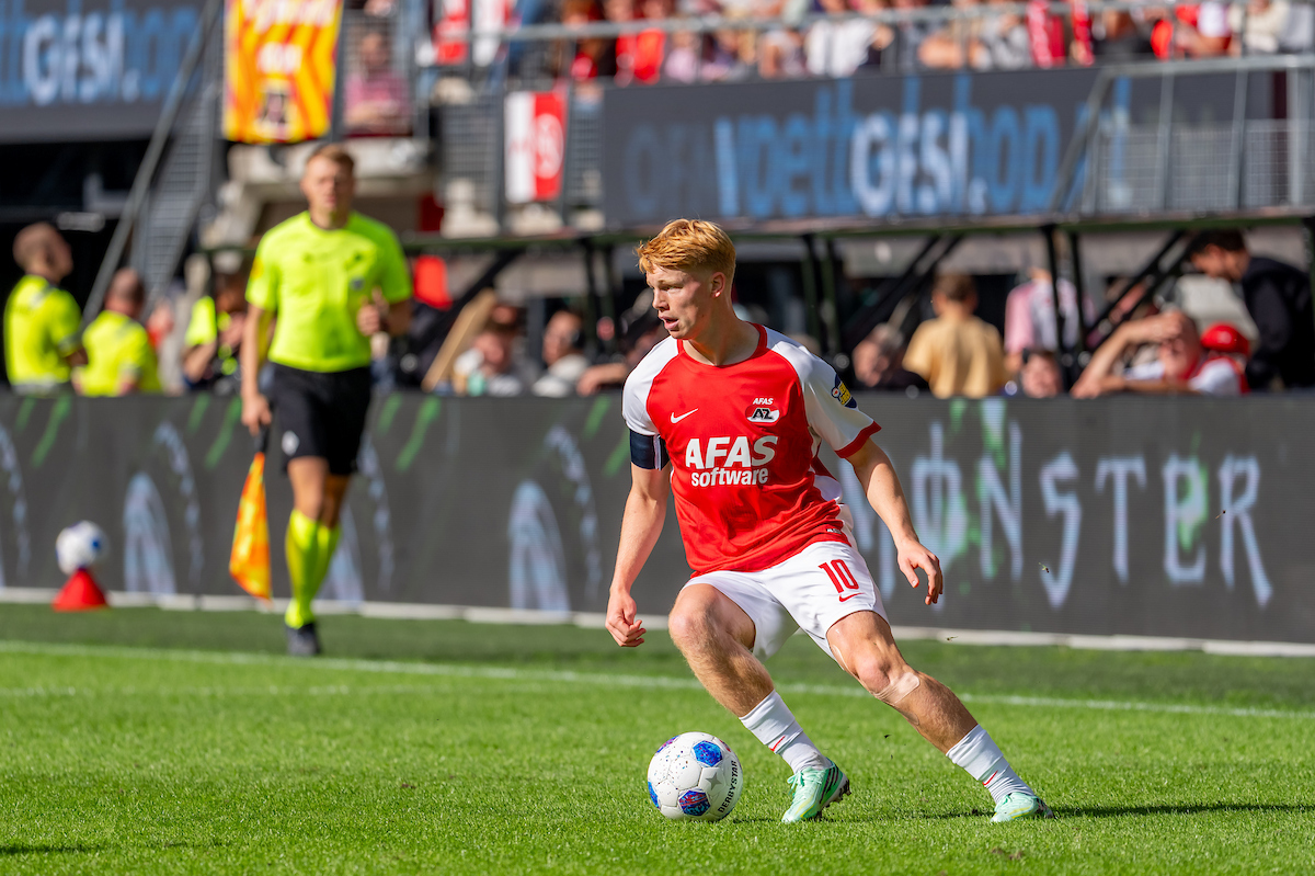 AZ richting Feyenoord zonder Smit op training, Hornkamp mist topper