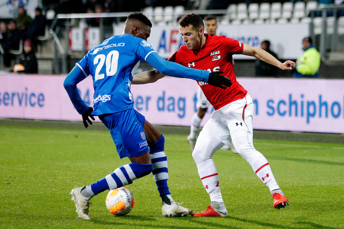 'AZ kijkt in Serie A naar nieuwe rechtsachter, concurrentie van PSV'