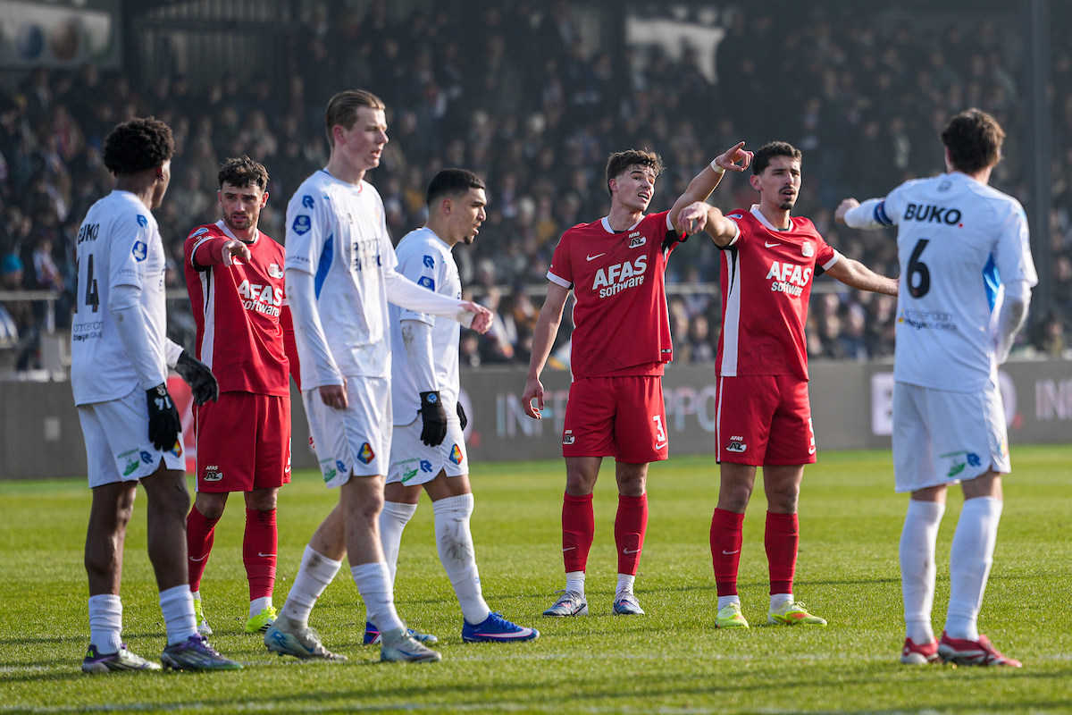 Doelpuntloze eerste helft: Telstar - AZ 0-0