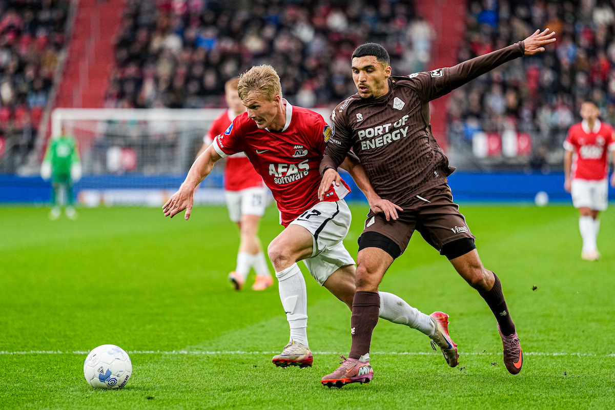De stand in de Eredivisie: AZ blijft voorlopig in het spoor van de top-3