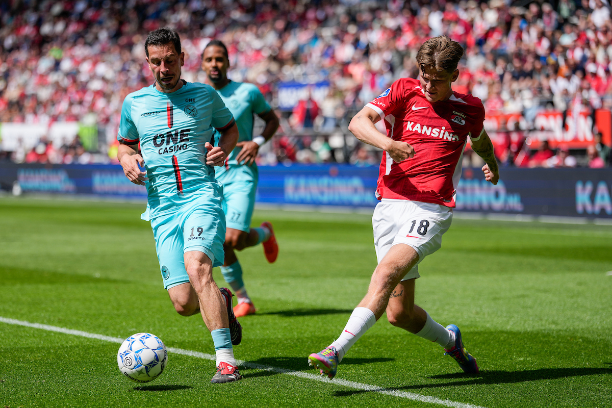 AZ sluit het seizoen af met een gelijkspel tegen degradant Almere City