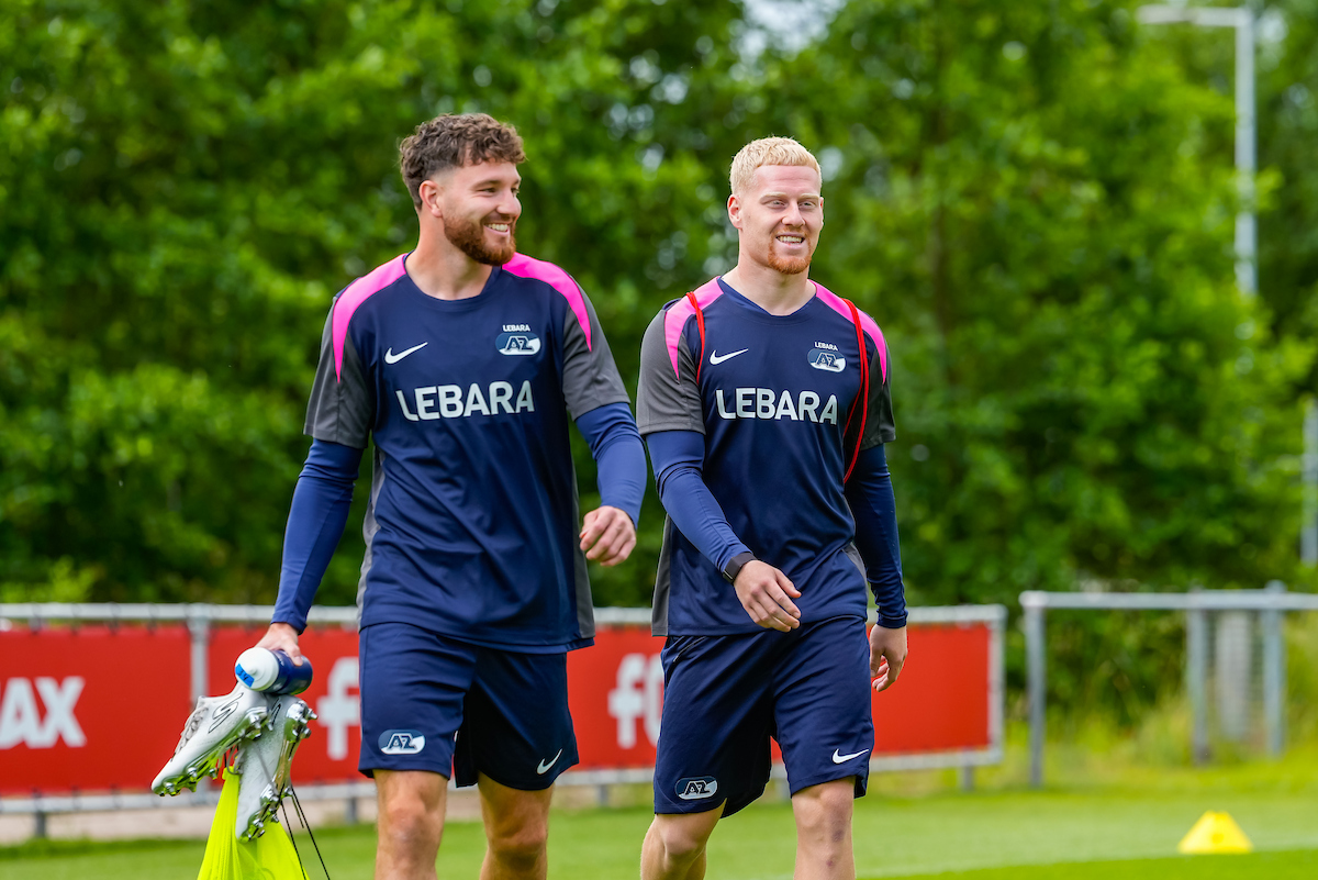 Voorbereiding officieel van start: Waslijst aan afwezigen en nog geen nieuwe gezichten op de eerste training van AZ