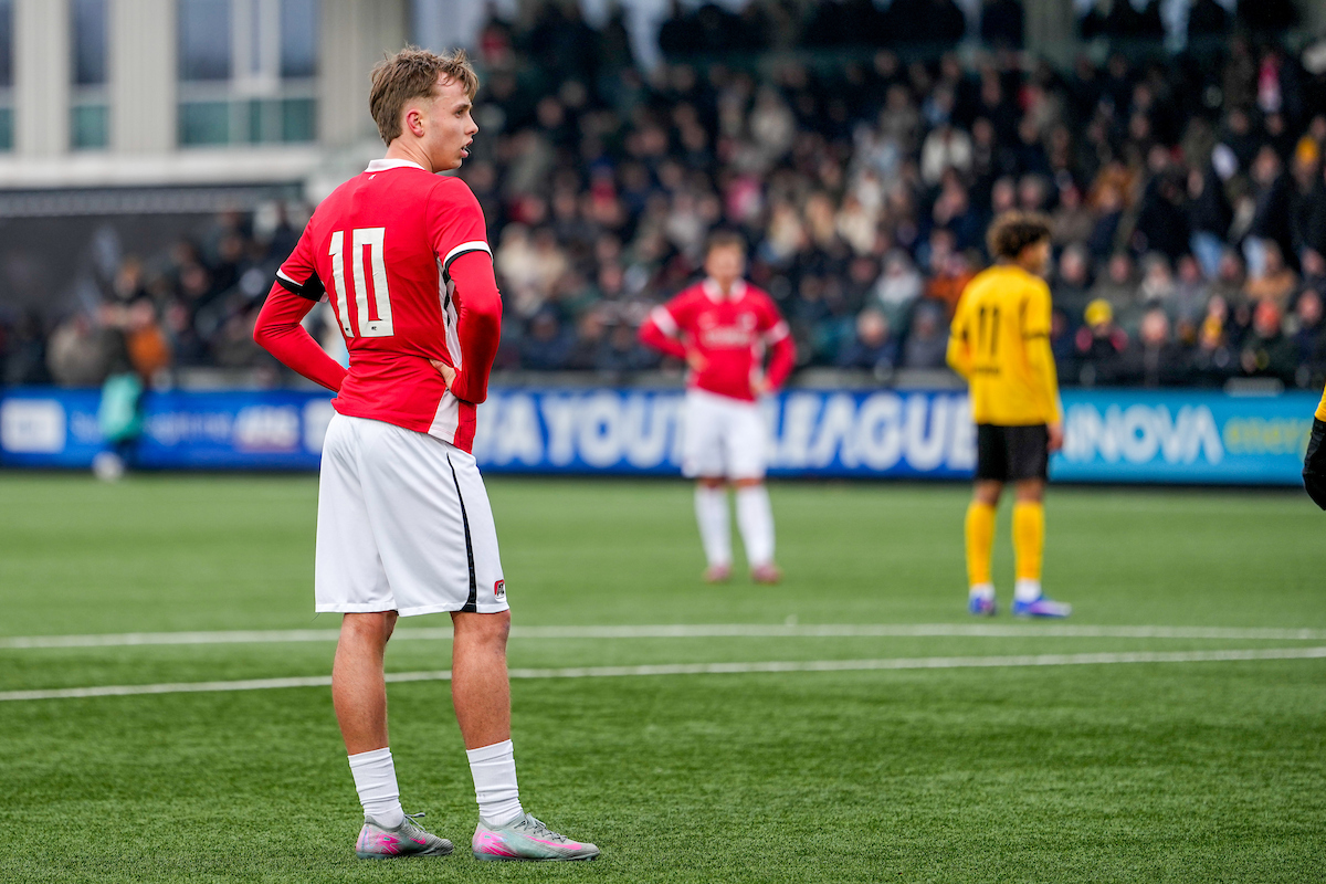 Harde nederlaag in Lissabon betekent einde Youth League-droom AZ O19