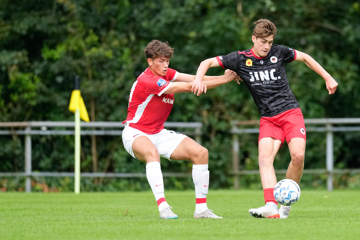 AZ verhuurt Lewis Schouten aan Eredivisionist