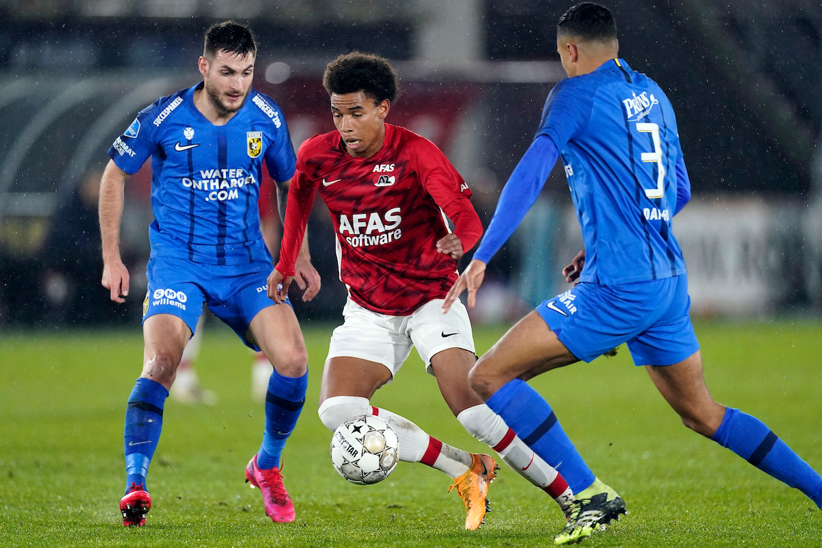 AZ dicht bij opvallende terugkeer van Calvin Stengs