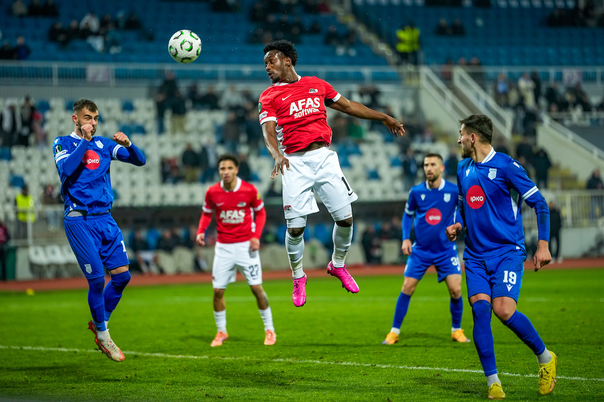 Mijnans en Smit geloven er wel in, maar kan AZ zich eigenlijk nog plaatsen voor de top 8?