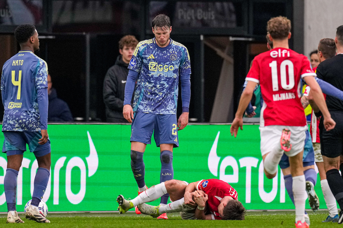 Een Balkan-achtig AZ dat Ajax tot woede en wanhoop dreef