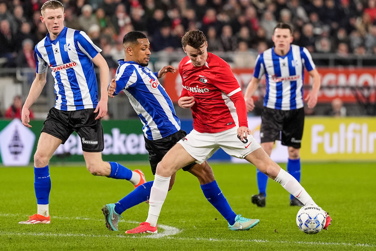 Flets AZ ploetert zich naar halve finale bekertoernooi