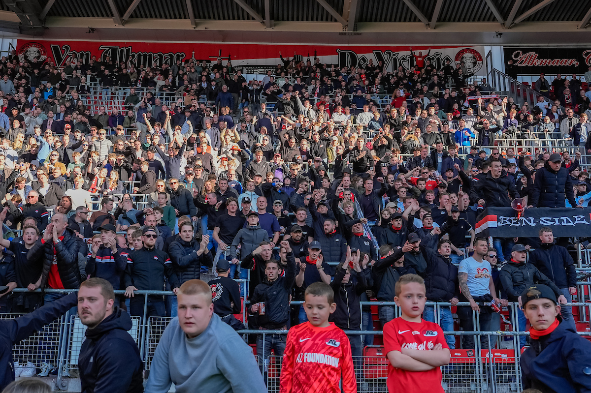 AZ moet meereizende supporters in uitduel tegen FC Twente missen