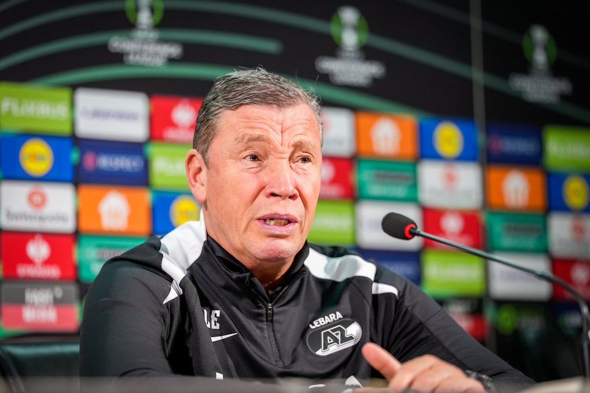 Parrott, Hornkamp of toch Meerdink? 'Op dit moment gewoon Parrott'