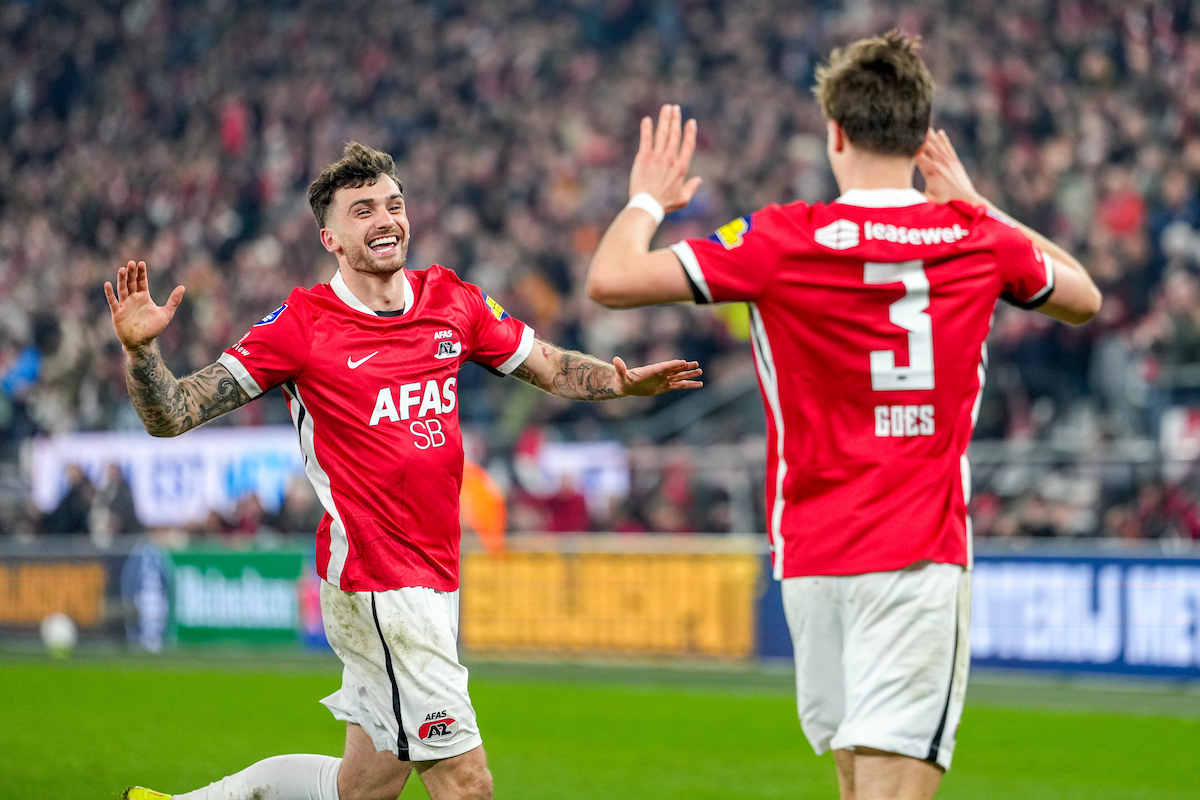 AZ rekent met moeite af met Telstar en wacht eindstrijd in de Kuip met NEC