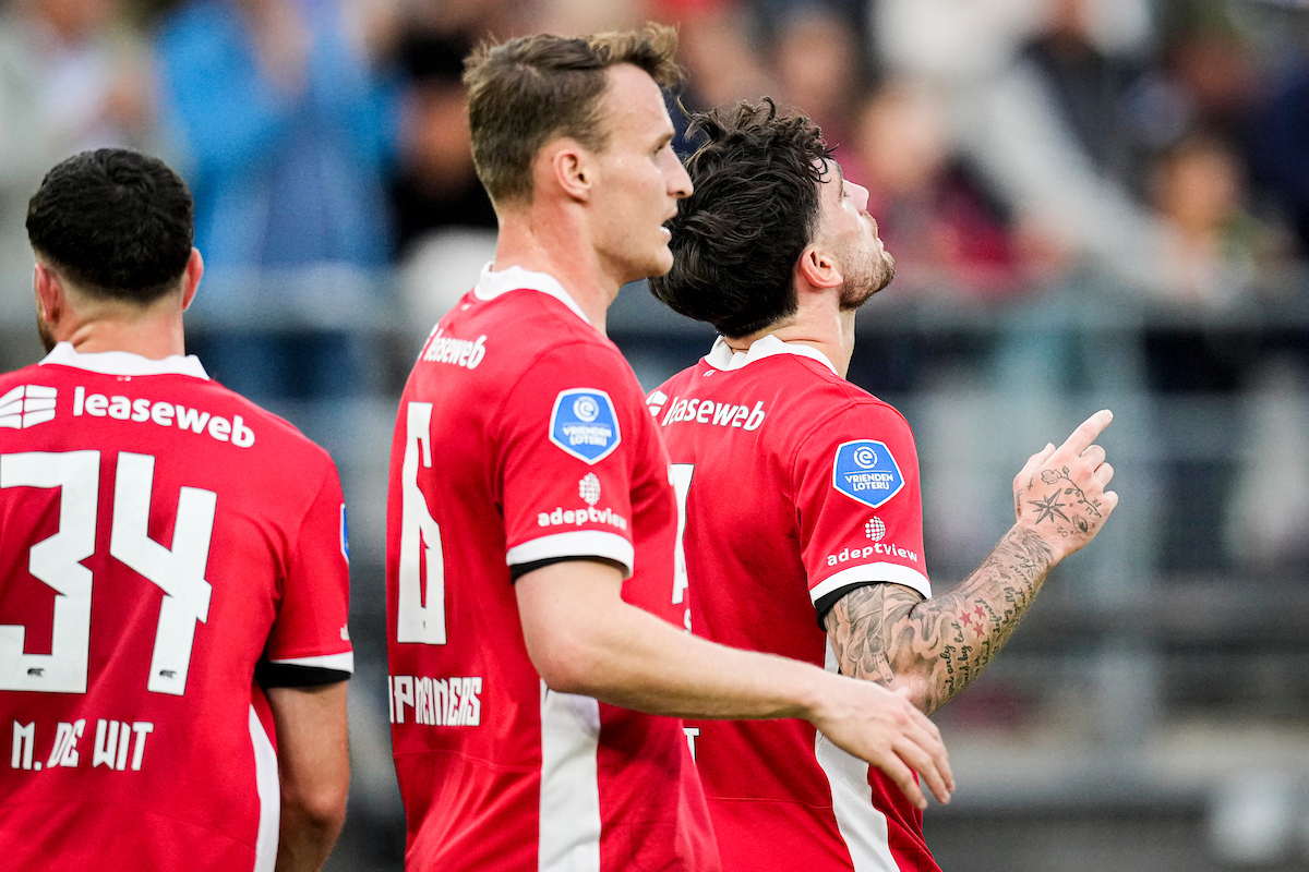 Parrott: ‘Belangrijk voor het team om twee goede spitsen te hebben’