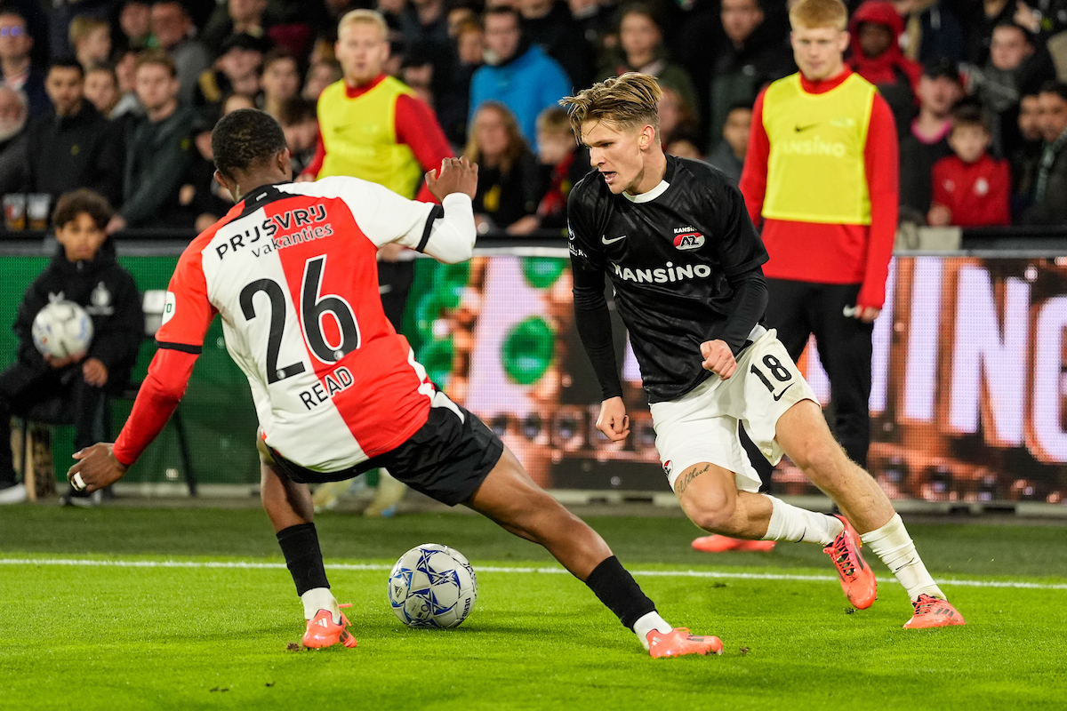 AZ verliest nipt van Feyenoord in spannend duel