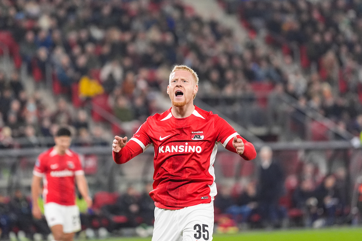 AZ boekt overtuigende oefenzege op FC Utrecht