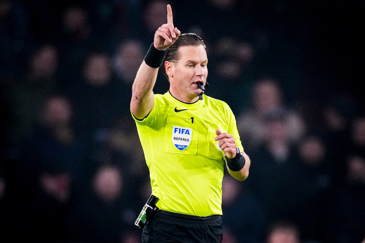 Danny Makkelie fluit Sparta – AZ