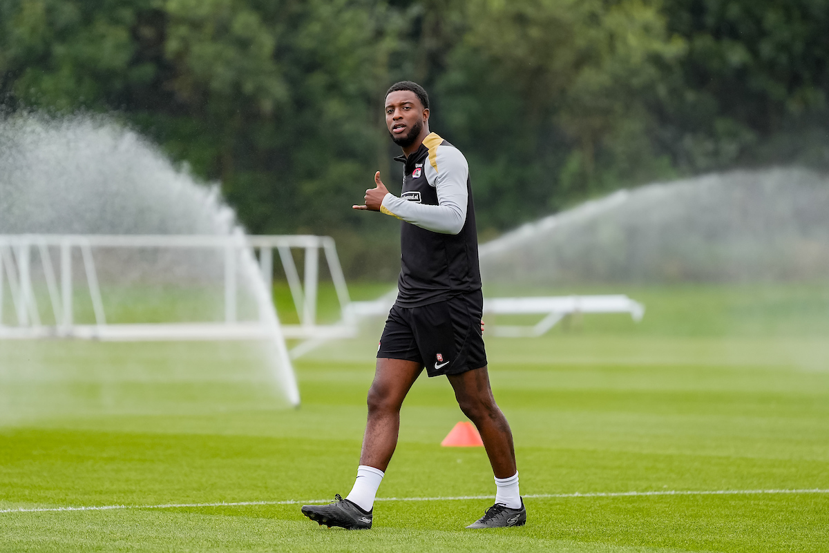 Buitenlandse interesse in Riechedly Bazoer neemt toe