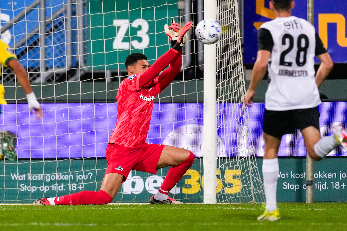 Onthutsend AZ verliest ook in Sittard