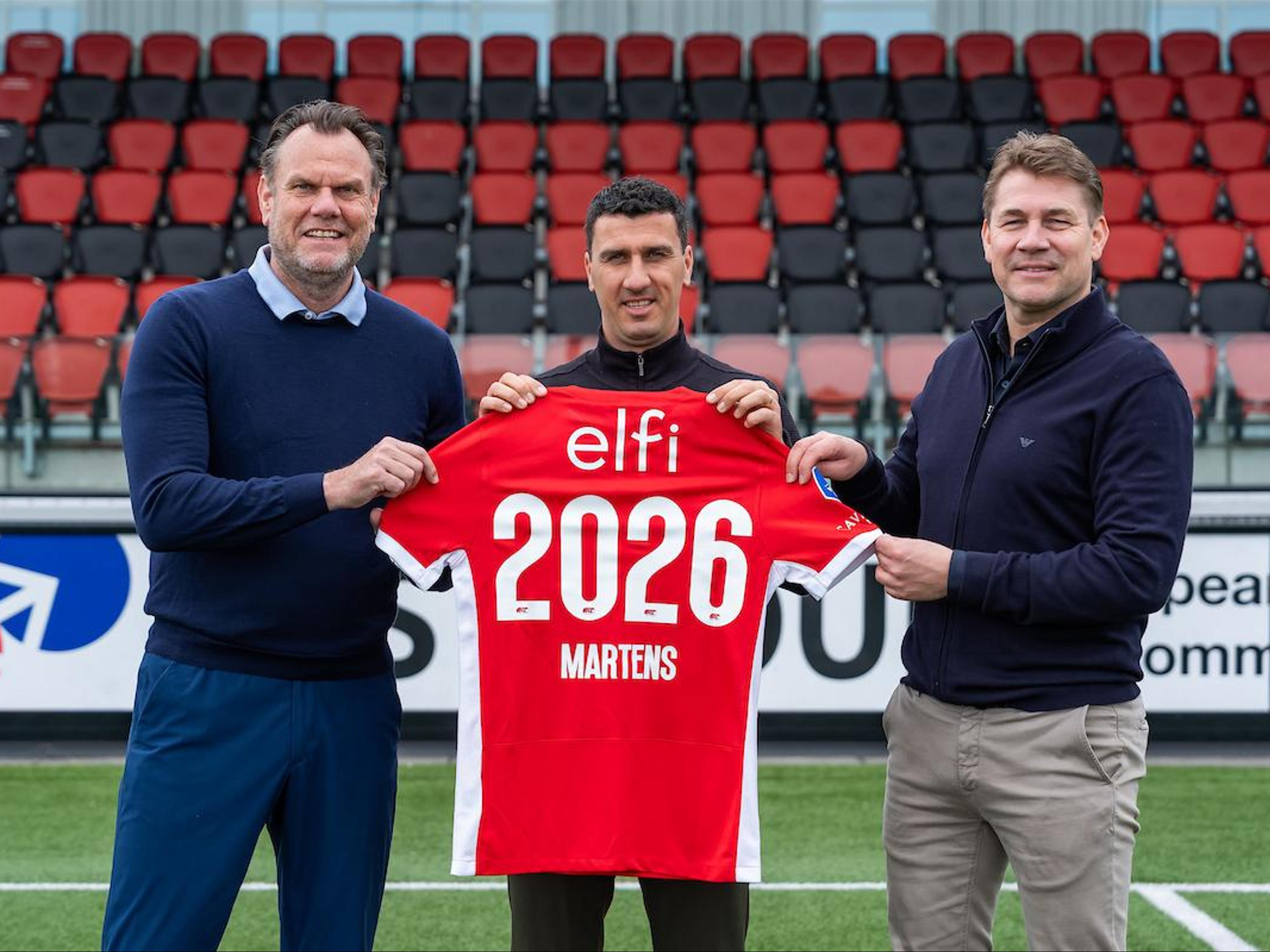 Maarten Martens blijft aan als hoofdtrainer