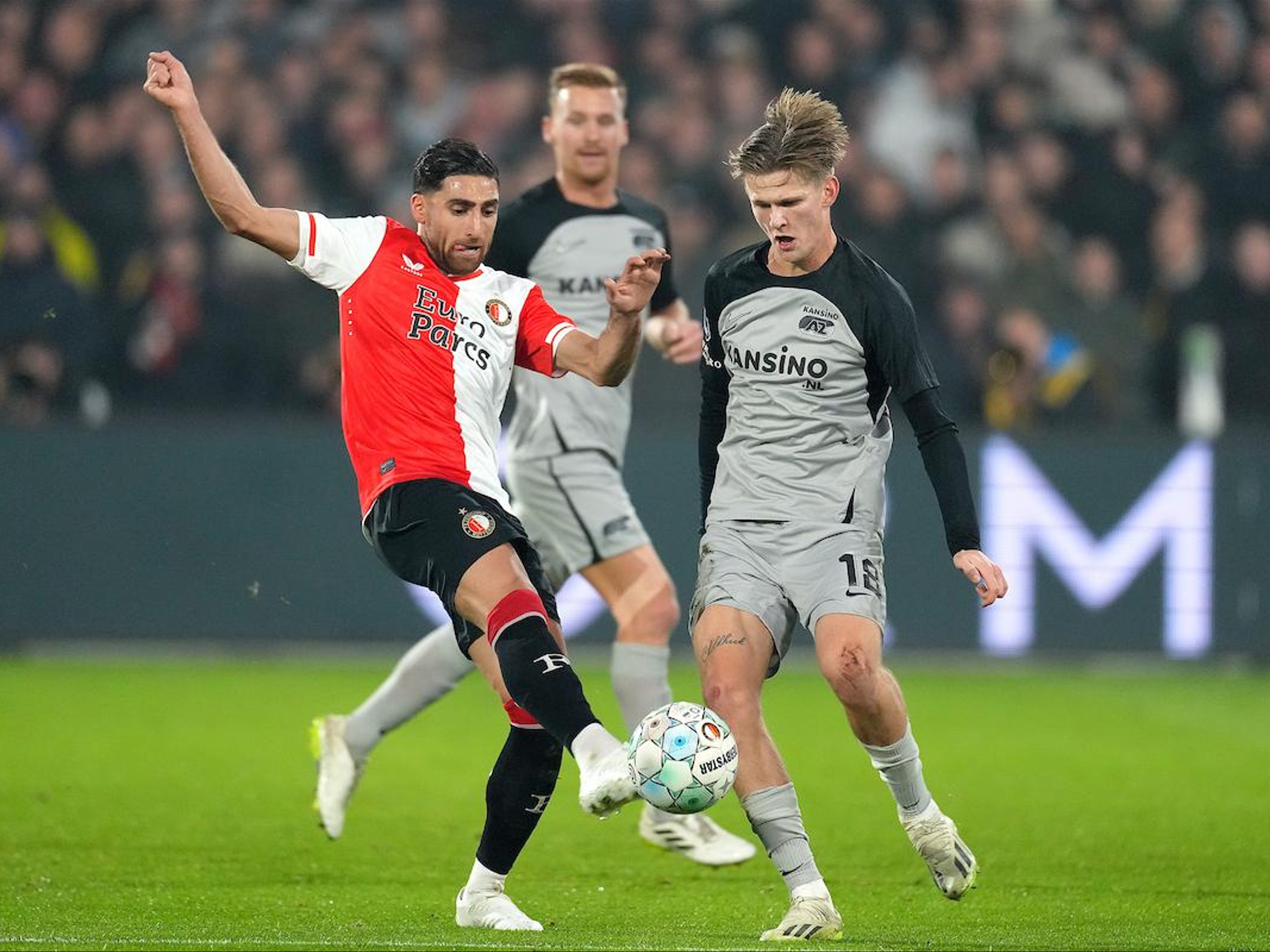 Feyenoord neemt afscheid van oud AZ´er Jahanbakhsh
