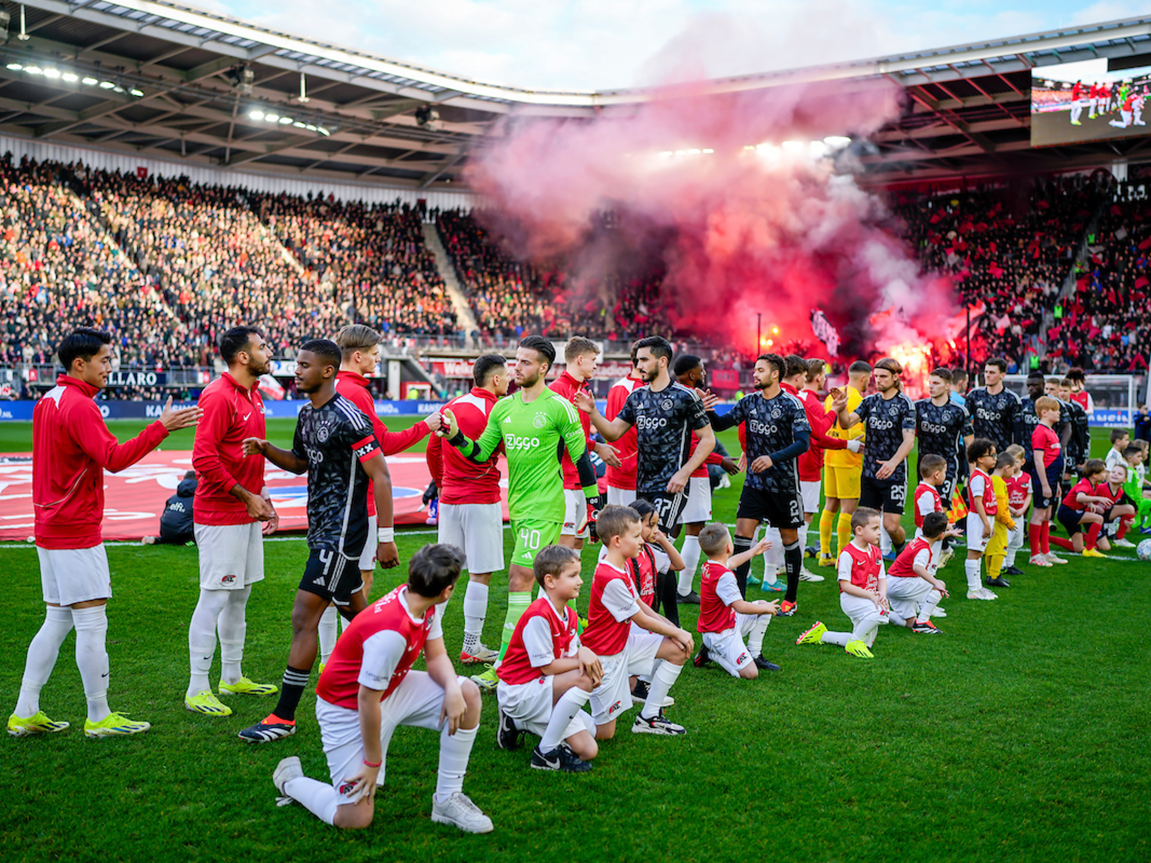Kijk mee met de laatste vijf edities van AZ - Ajax