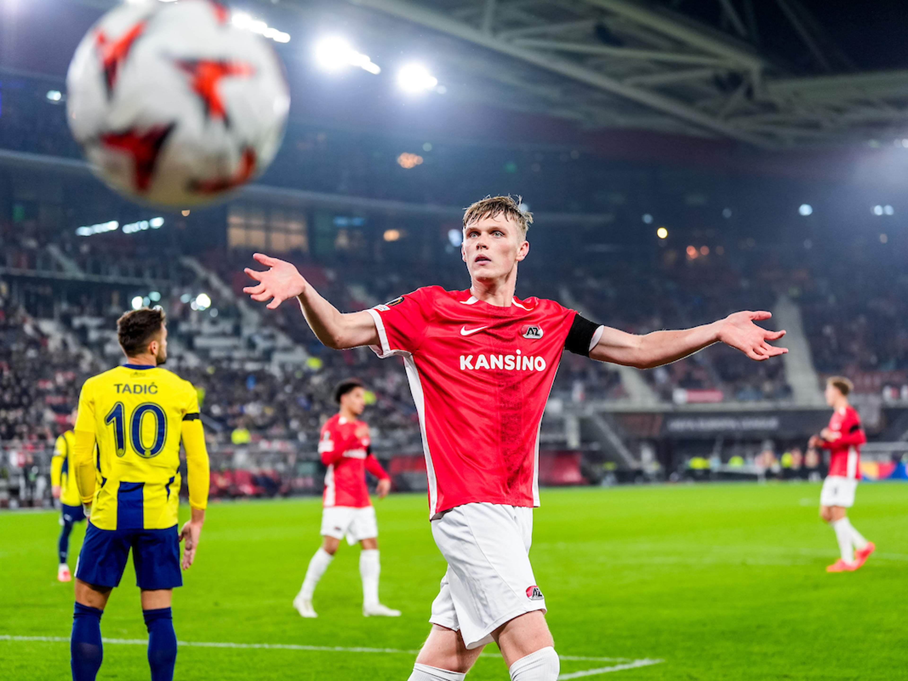 Stelling van de Week: ''Het succesvol inpassen van jeugdspelers in het basiselftal is het hoogst haalbare van dit seizoen''