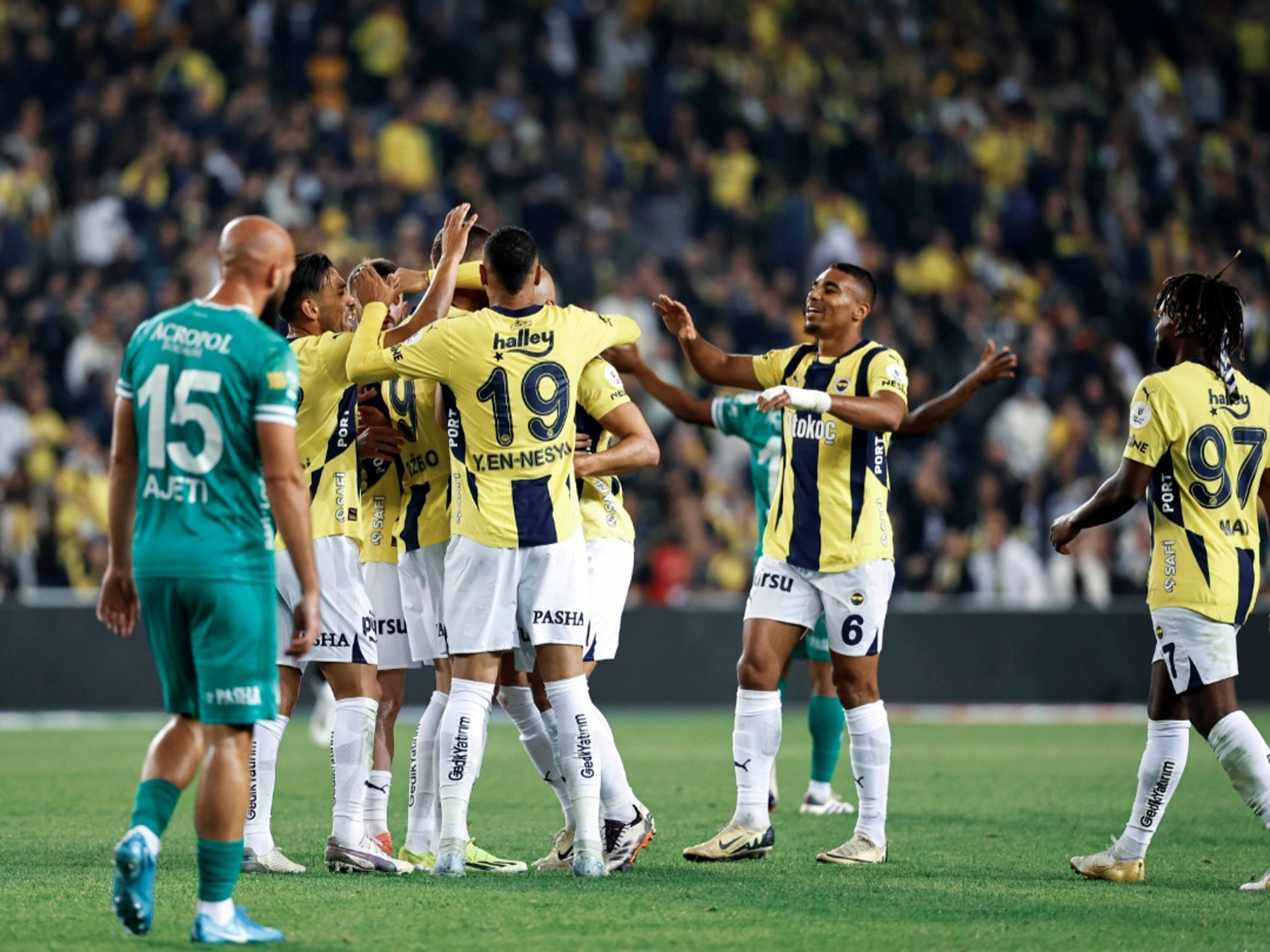 José Mourinho en het credo ‘never enough’: Dit staat AZ te wachten met Fenerbahçe