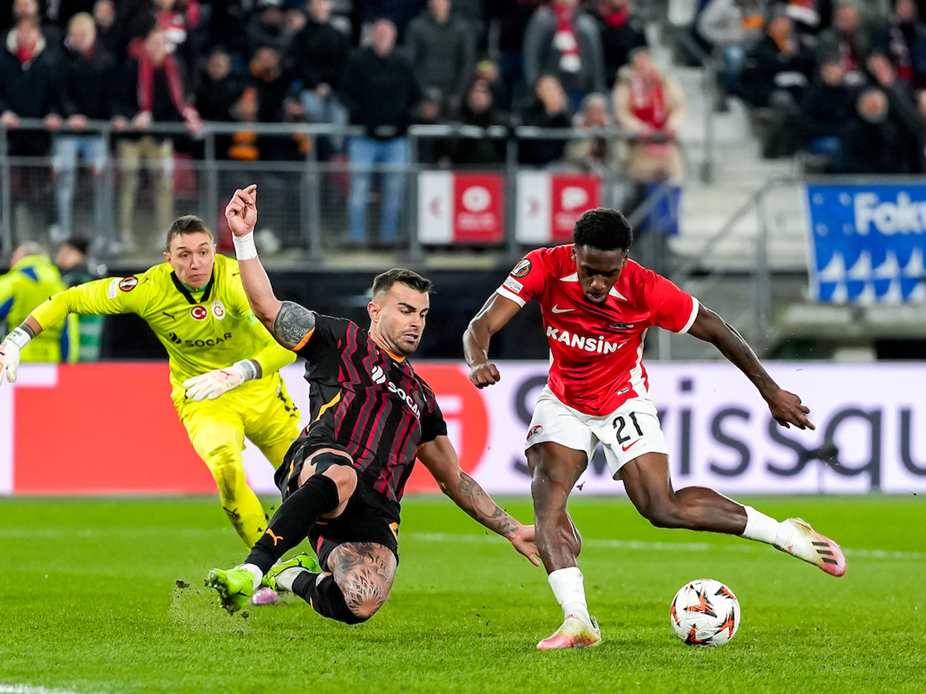 Turkse media ontgoocheld over optreden Galatasaray: ''Zijn ze wel naar Nederland gegaan?!''