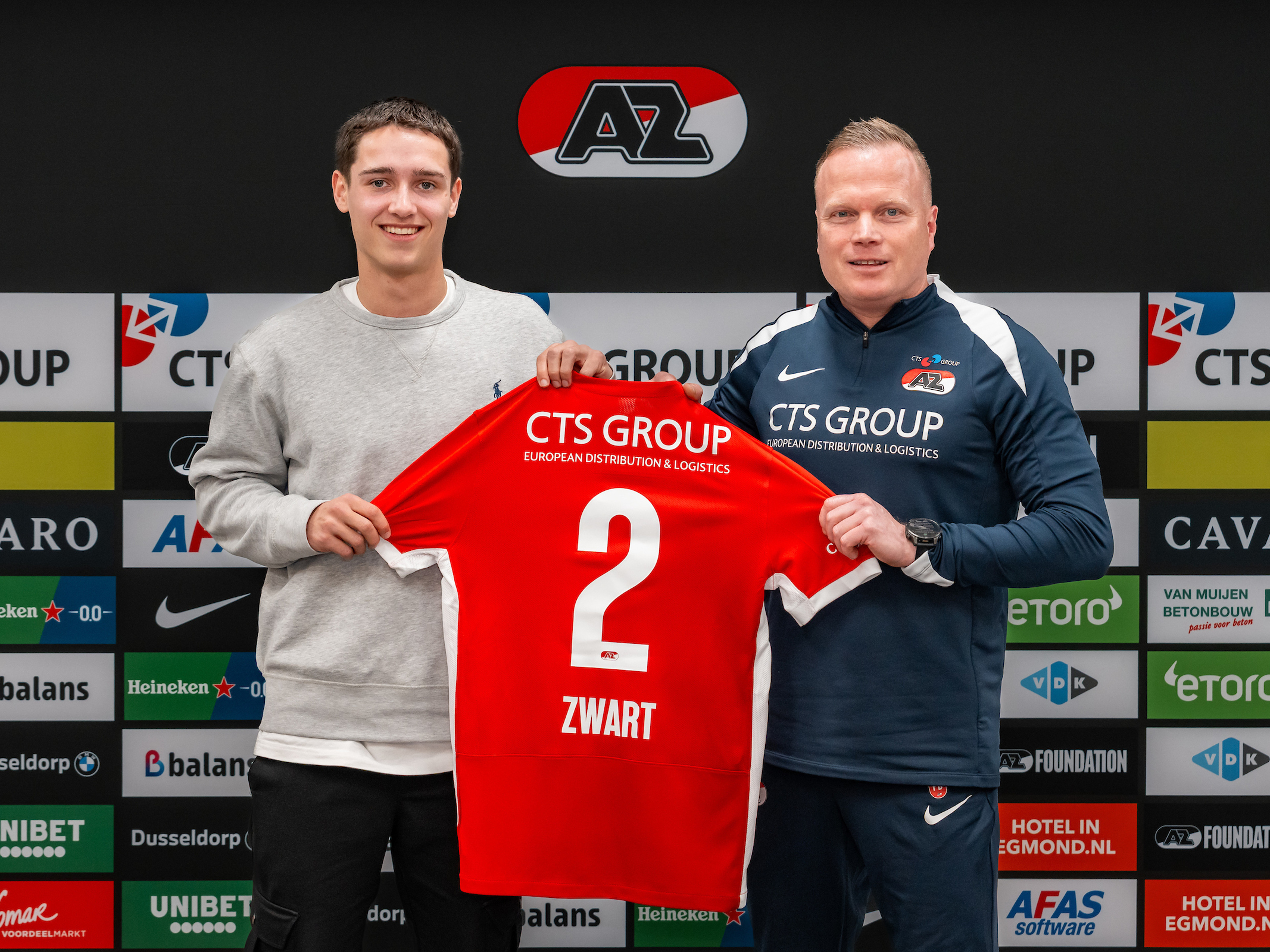 Jesper Zwart tekent contract bij AZ tot 2029