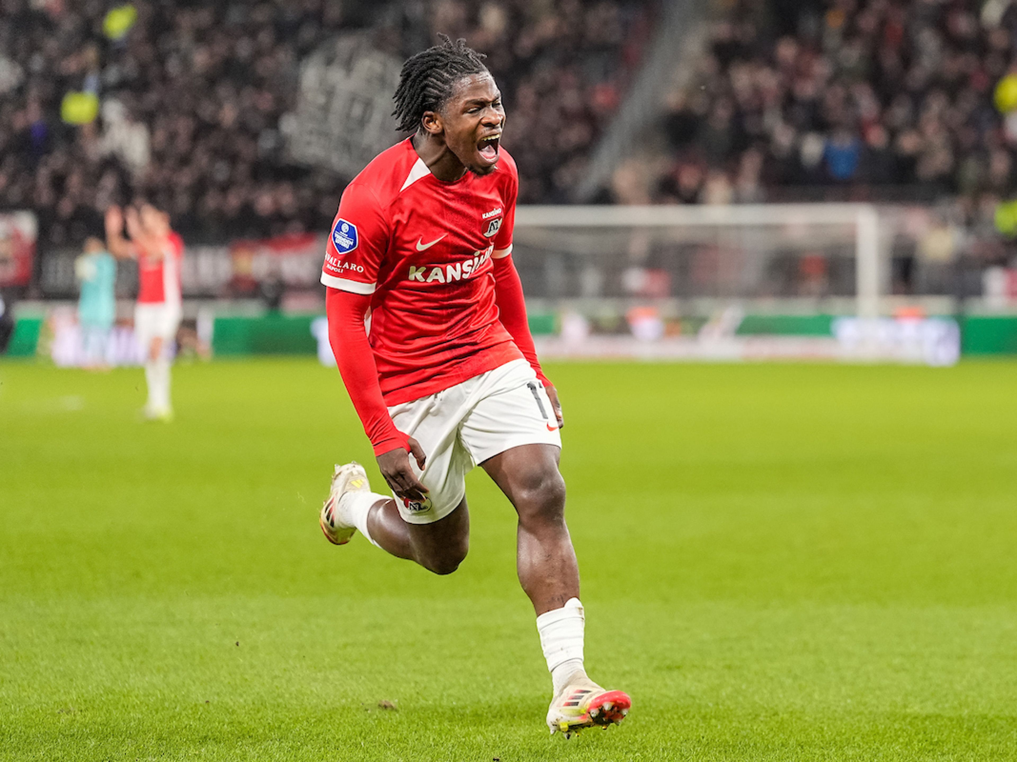 Wie verlost AZ van het hoofdpijndossier op de vleugels?